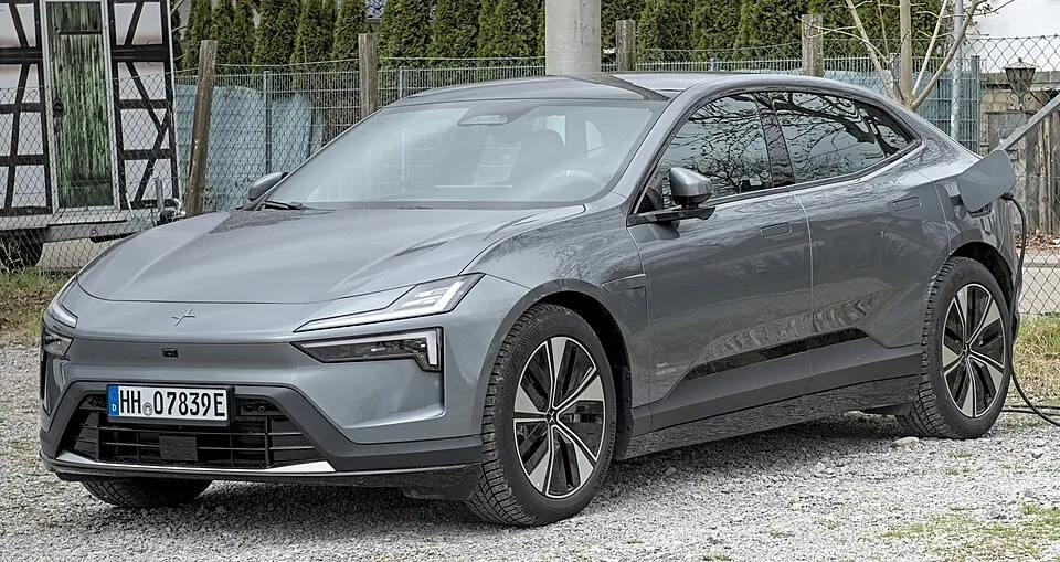 Polestar 4