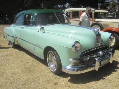 Pontiac Chieftain (1st gen)