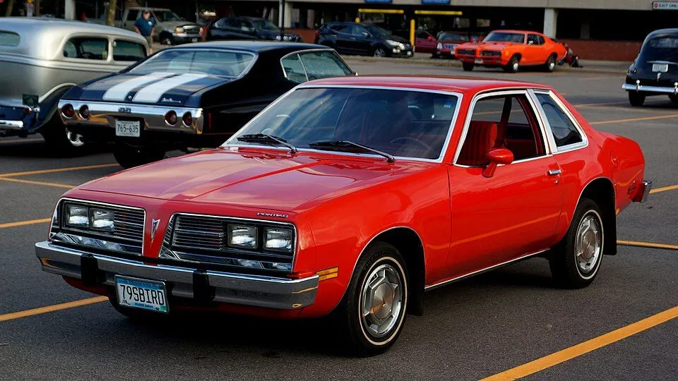 Pontiac Sunbird (1st gen)