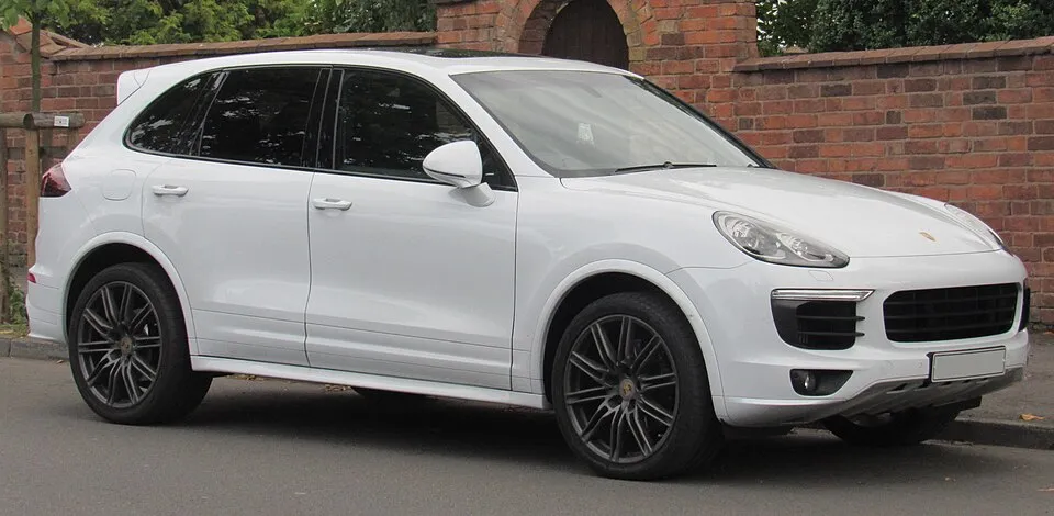 Porsche Cayenne (E2 92A)