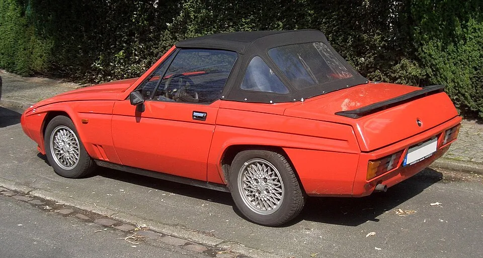 Reliant Scimitar SS1 (1st gen)