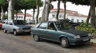 Renault 9