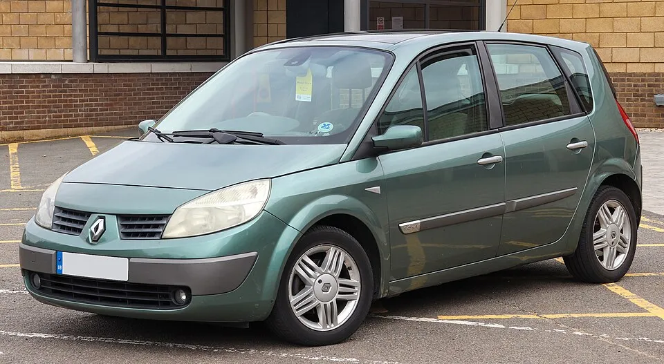 Renault Scénic (2nd gen)