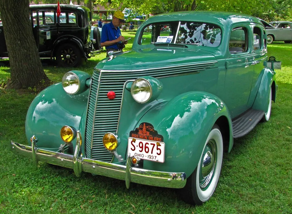 Studebaker Dictator