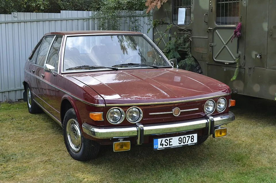 Tatra 613
