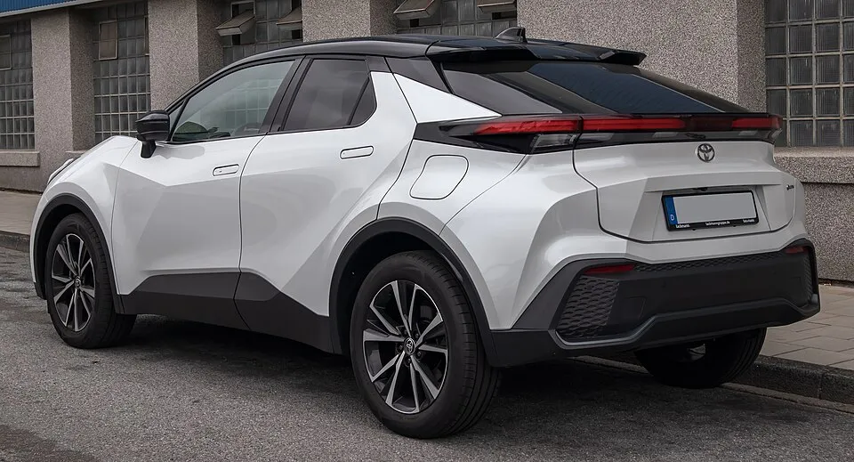 Toyota C-HR (AX20)