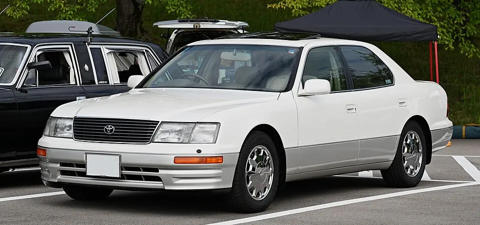 Toyota Celsior (XF20)