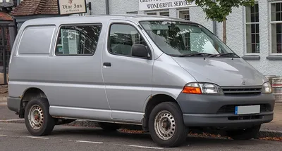 Toyota HiAce (H100)