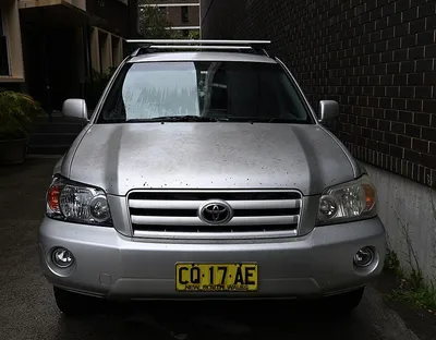 Toyota Kluger (XU20)