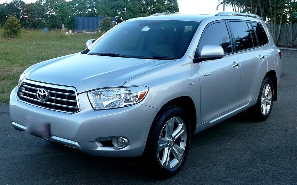 Toyota Kluger (XU40)