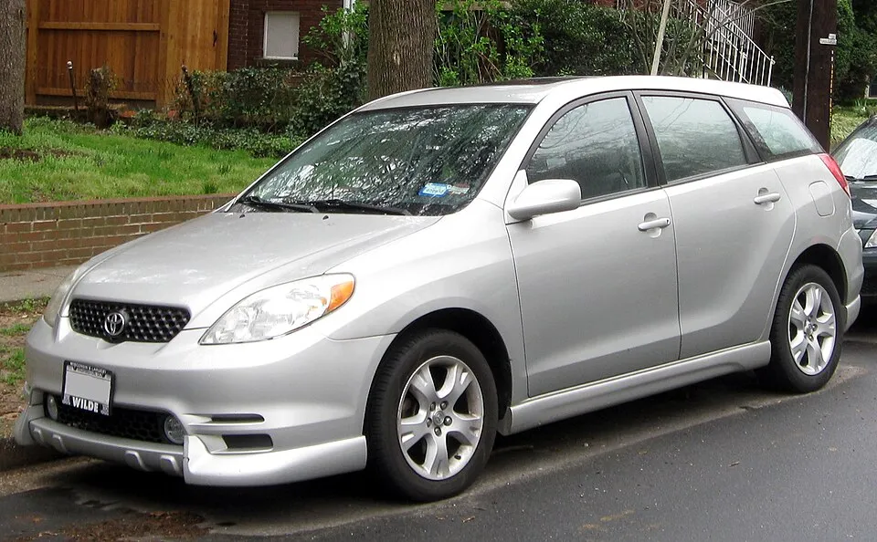 Toyota Matrix (E130)