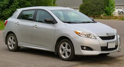 Toyota Matrix (E140)