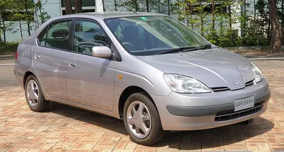 Toyota Prius (XW10)