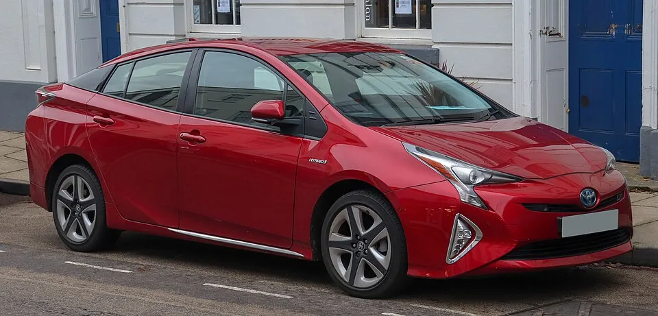 Toyota Prius (XW50)