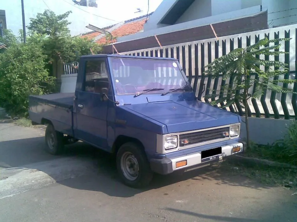 Toyota Revo (F20/F30)