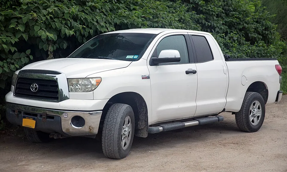 Toyota Tundra (XK50)