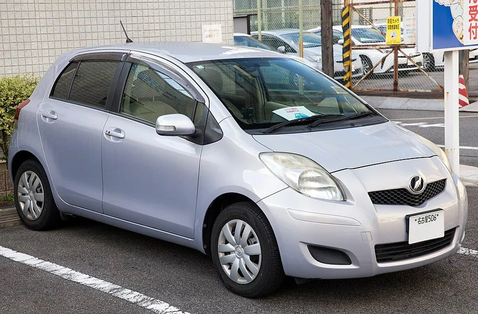 Toyota Vitz (XP90)
