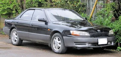 Toyota Windom (XV10)