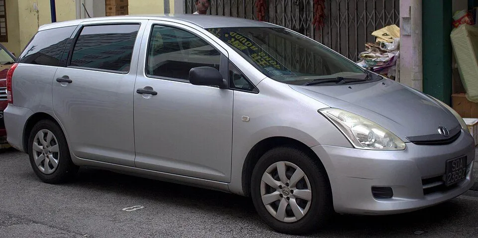 Toyota Wish (AE10)