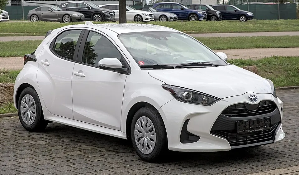 Toyota Yaris (XP210, 2020)
