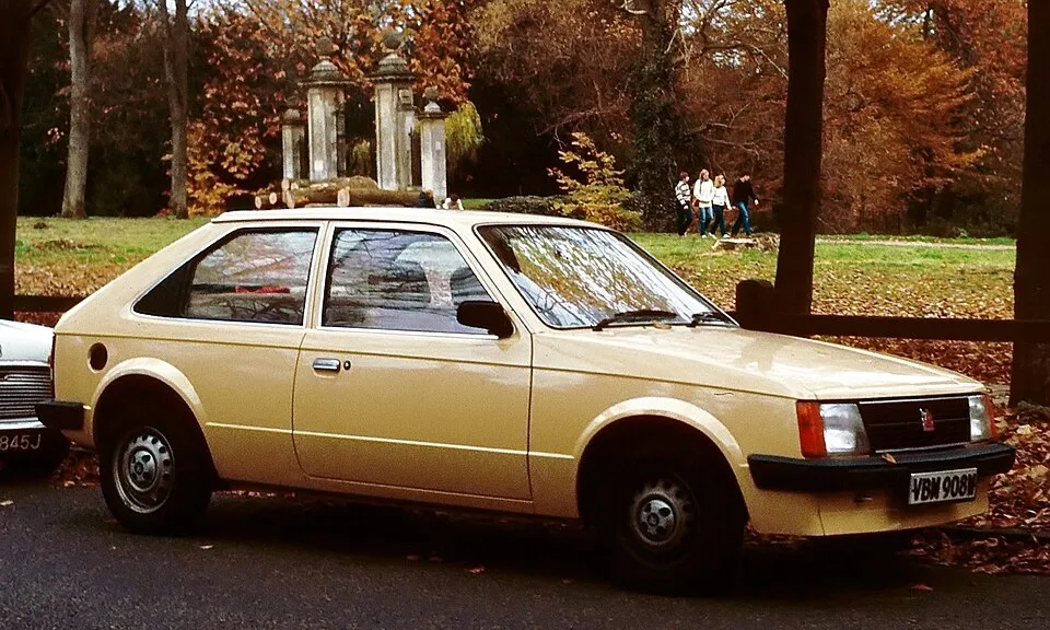Vauxhall Astra (1st gen)