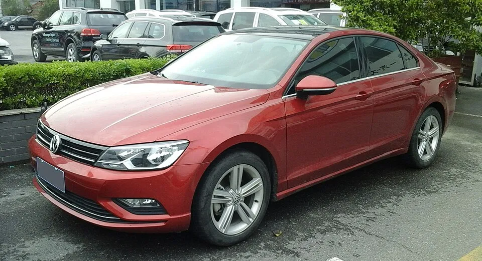 Volkswagen Lamando (1st gen)