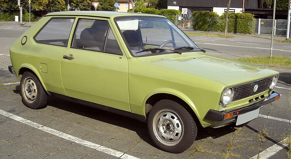 Volkswagen Polo (86)